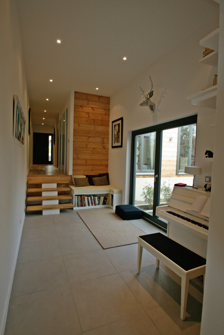 Contemporary Log House Merer 19